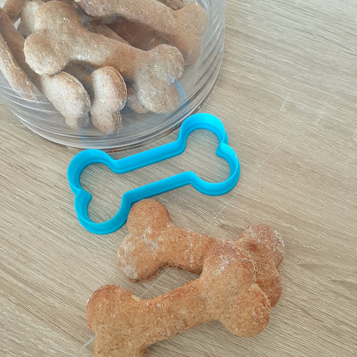 Diy dog outlet bone cookie cutter