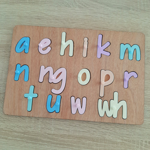 Lowercase Māori Alphabet Puzzle (3+ yrs) - Pastels