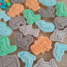 Load image into Gallery viewer, Mini Crayfish Cookie Cutter &amp; Stamp