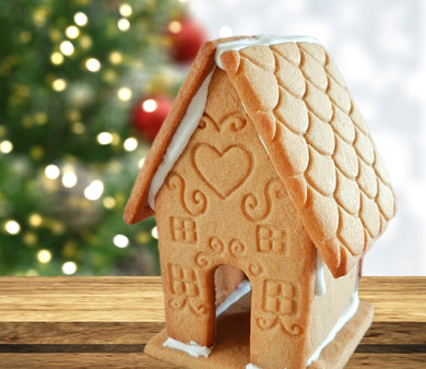 Small Gingerbread House Cookie Cutter Set